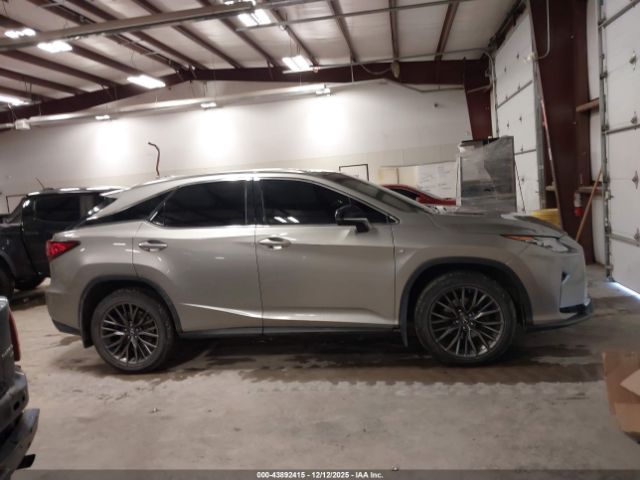 Lexus RX Image 11