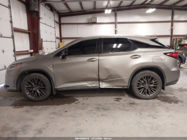 Lexus RX Image 9