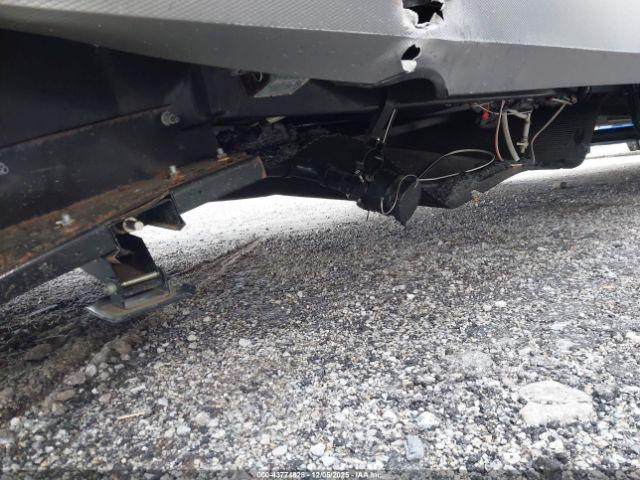 Forest River 261f Image 12