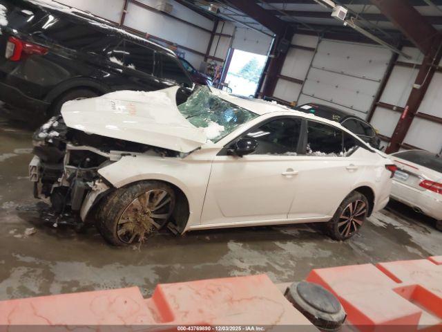 Nissan Altima Sr Intelligent Awd Image 13