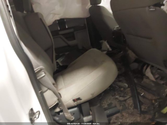 Ford F-250 Xlt Image 2