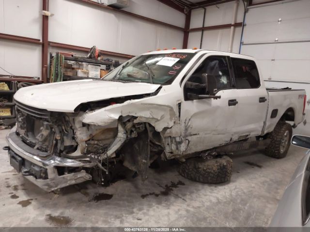 Ford F-250 Xlt Image 8