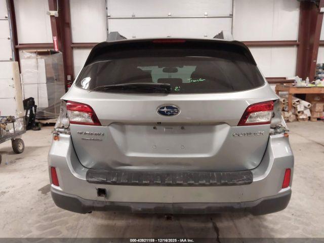 Subaru Outback 2.5i Limited Image 4