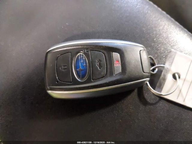 Subaru Outback 2.5i Limited Image 14