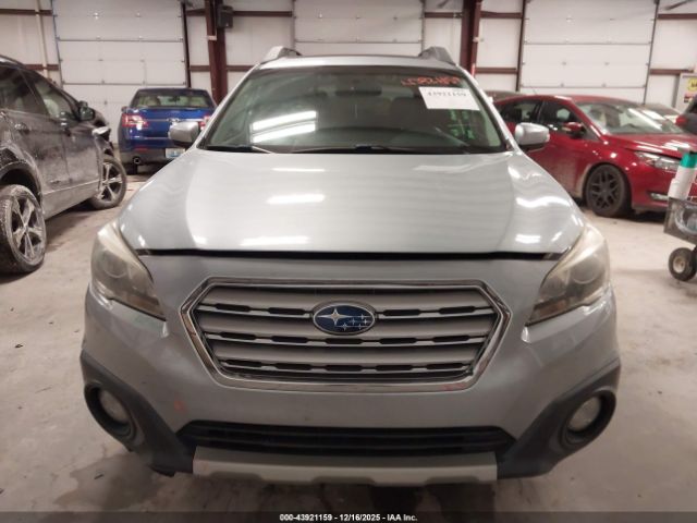 Subaru Outback 2.5i Limited Image 11