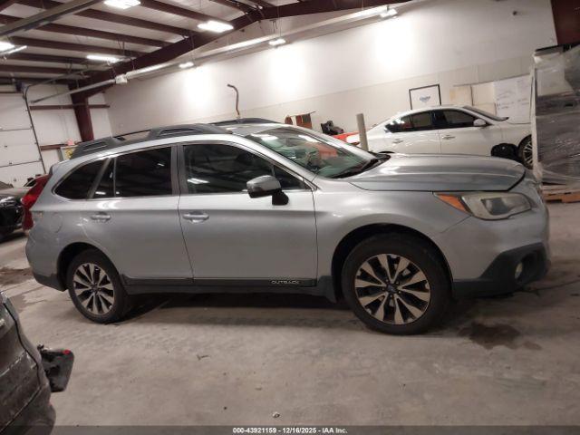 Subaru Outback 2.5i Limited Image 12