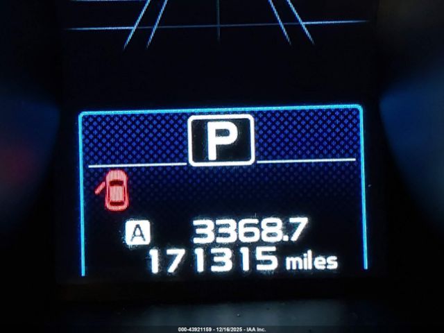 Subaru Outback 2.5i Limited Image 13