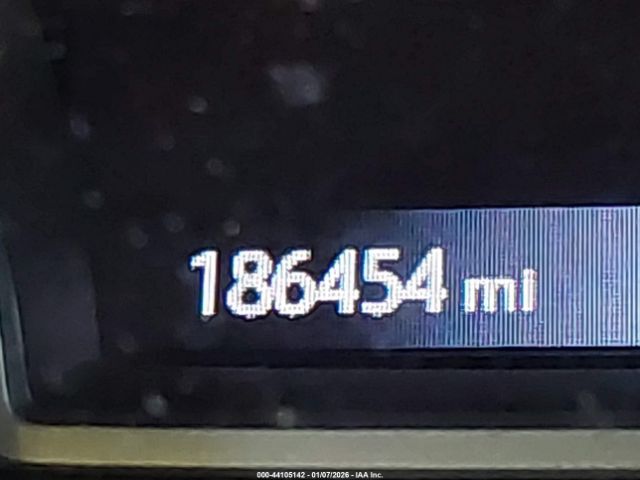 Nissan Pathfinder Sl Image 5