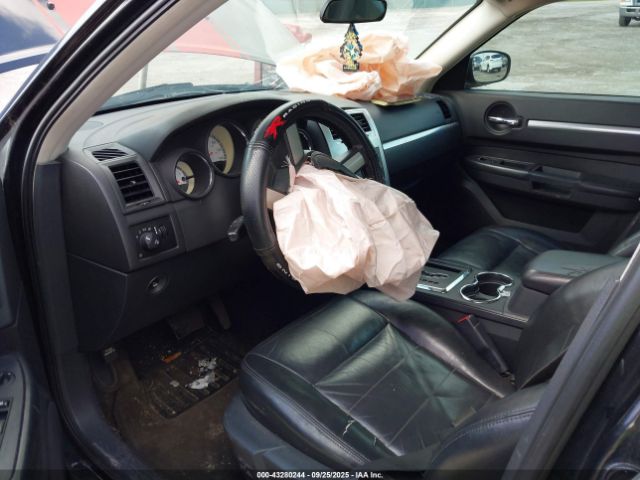 Dodge Charger Sxt Image 8