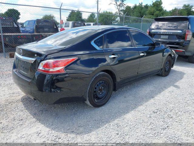 Nissan Altima 2.5 S Image 9