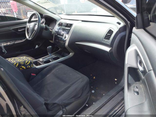 Nissan Altima 2.5 S Image 4