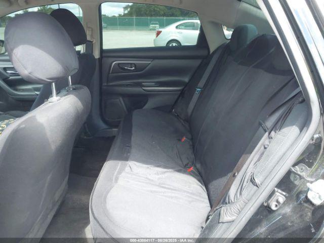 Nissan Altima 2.5 S Image 8